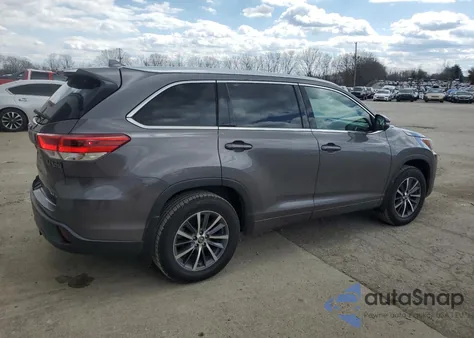 2017 Toyota Highlander Se из США, поврежденный, VIN 5TDJZRFH3HS379130